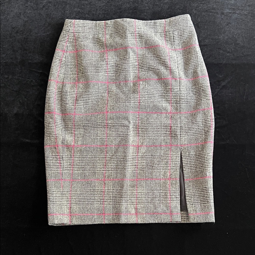 J. Crew Gray and Pink Checkered Pencil Skirt